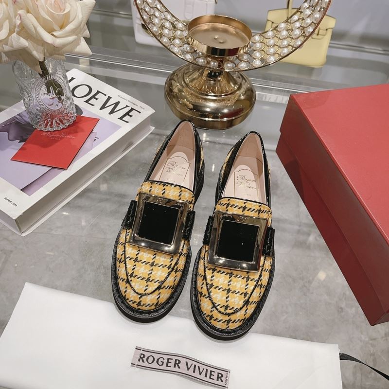 roger u1u1er flat shoes